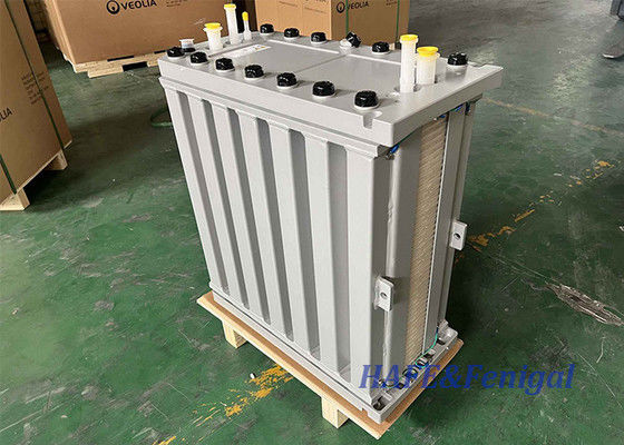 Plage de débit nominale de 3,4 m3/h 1,7 m3/h 4,5 m3/h Modules EDI Veolia E-Cell MK-3