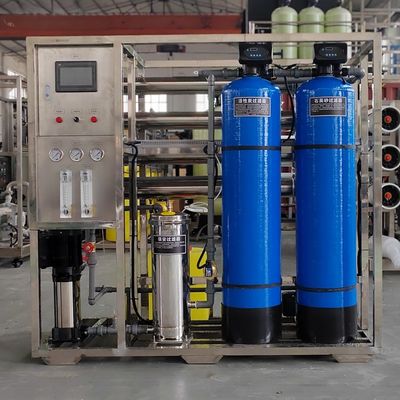 1TPH 2.1kW-380-415V 2xFRP réservoirs d'eau salée usine d'osmose inverse