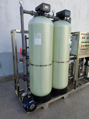 4TPH 5.5kW-380-415V 2xFRP réservoirs d'eau saumâtre usine d'osmose inverse