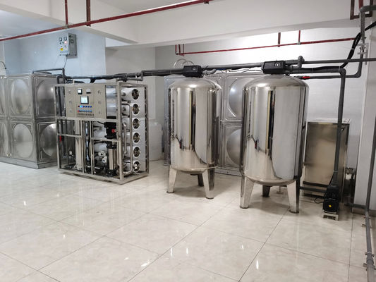 10TPH 19kW-380-415V 2xSS304 réservoirs d'eau saumâtre usine d'osmose inverse