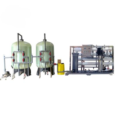 10TPH 19kW-380-415V FRP réservoirs d'eau saumâtre usine d'eau d'osmose inverse