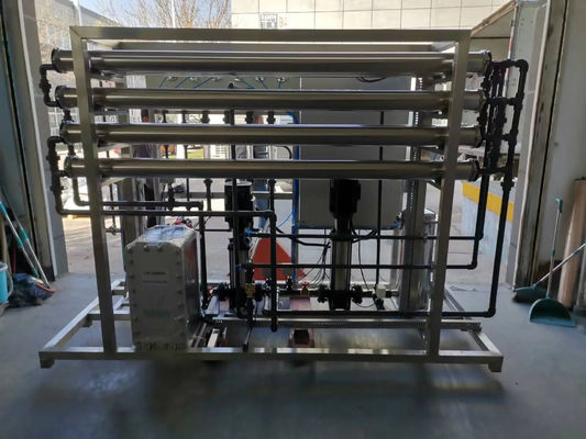 La machine à eau ultrapure 1500LPH peut produire de l'eau avec une résistivité de 18MΩ*Cm