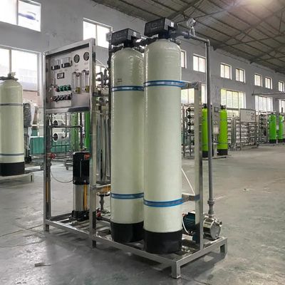 2 réservoirs de FRP Système de filtration de l'eau à membrane RO industriel 500LPh