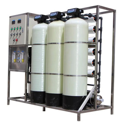 1.5TPH 3xFRP réservoirs 160*85*170cm usine d'eau à osmose inverse pour l'industrie