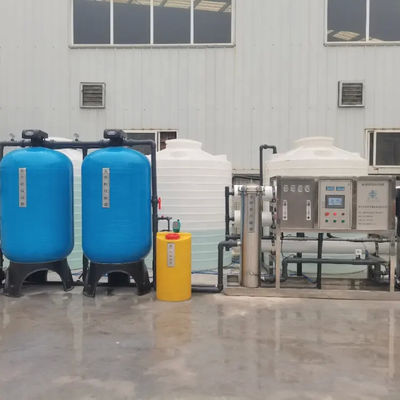 4TPH FRP réservoirs d'eau saumâtre usine d'eau par osmose inverse pour puits de forage