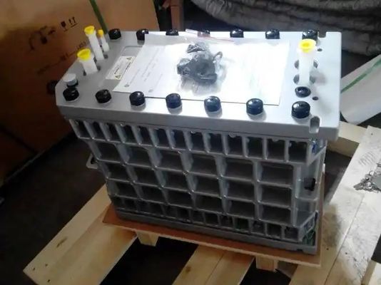 Module EDI MK-5 de Veolia avec récupération de 97% et débit nominal de 5,0 m3/h pour l'eau de très haute pureté