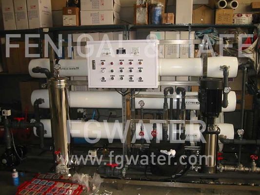 Équipement de purification d'eau d'osmose d'inversion 12TPH
