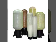 Filtres industriels en FRP résistants aux UV pour réservoirs 4.5-6.0T/H φ500×1750mm Filetage 4